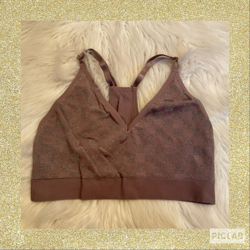 Victoria’s Secret Seamless Lightly Lined Sports Bra - NWT - Size XL Iced Coffee